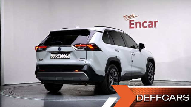 Toyota RAV4 2,5 4WD Hybrid LTD купить на сайте DeffCars