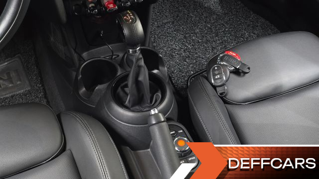 Mini COOPER 5Door Standard 3rd купить на сайте DeffCars