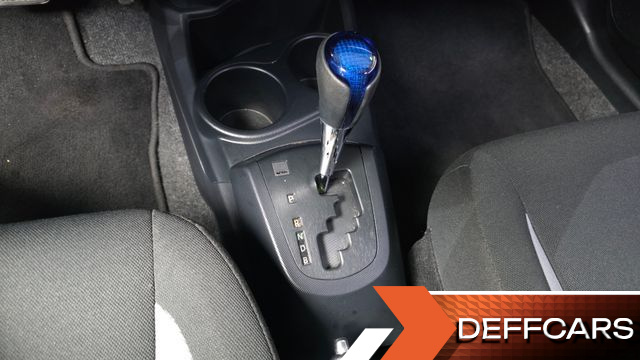 Toyota PRIUS 1.5 купить на сайте DeffCars