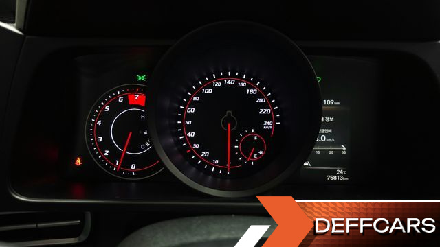 Hyundai AVANTE 1.6 Smart купить на сайте DeffCars