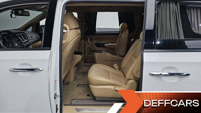 Kia CARNIVAL Gasoline 9-Seater Hi-Limousine Noblesse Special купить на сайте DeffCars