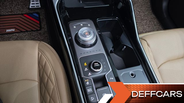 Kia SORENTO HEV 1.6 4WD Gravity купить на сайте DeffCars