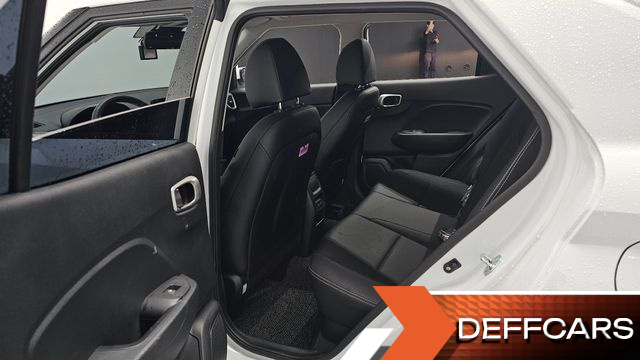 Hyundai VENUE 1,6 Premium купить на сайте DeffCars