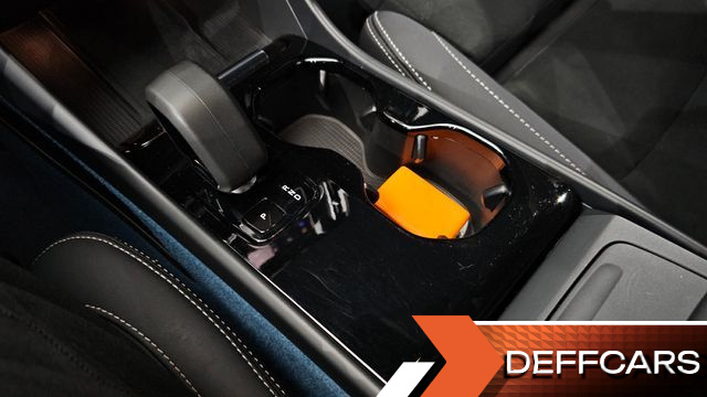 Volvo C40 Twin Ultimate купить на сайте DeffCars