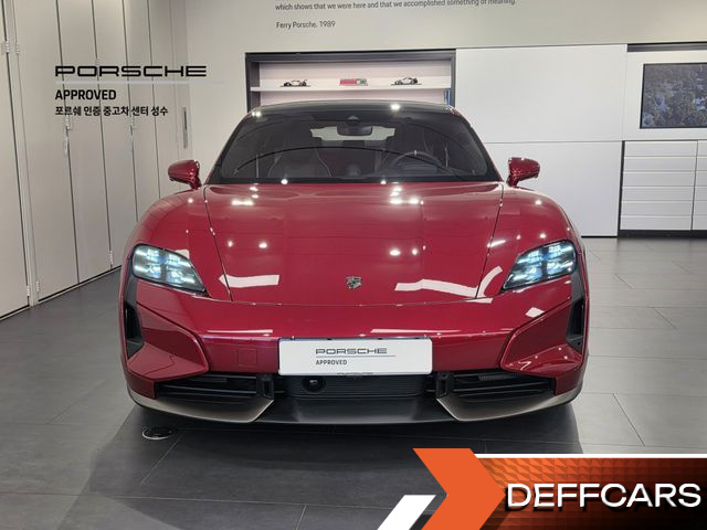 Porsche TAYCAN Turbo купить на сайте DeffCars