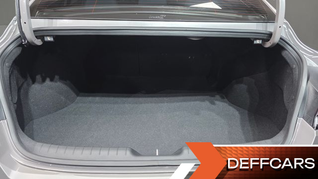 Hyundai AVANTE 1.6 Inspiration купить на сайте DeffCars