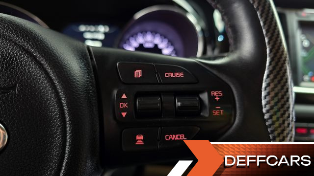 Kia CARNIVAL 9-seater Hi-Limousine Noblesse купить на сайте DeffCars