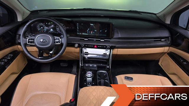 Kia CARNIVAL Gasoline 9-Seater Signature купить на сайте DeffCars