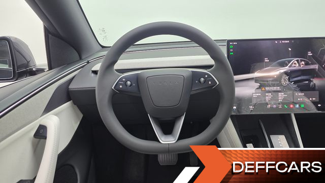Tesla MODEL Y L Long Range AWD купить на сайте DeffCars