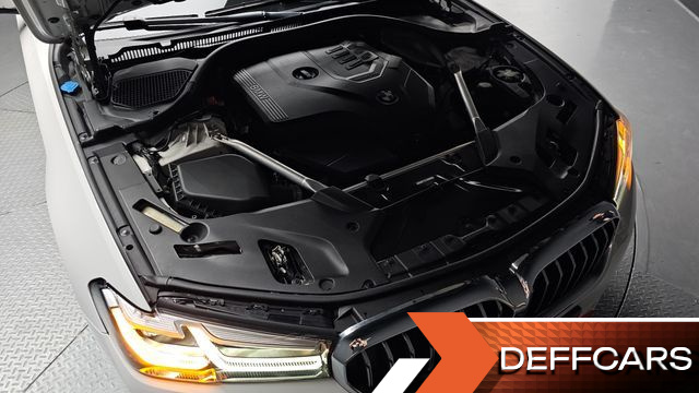 BMW 5-SERIES 520i Luxury купить на сайте DeffCars