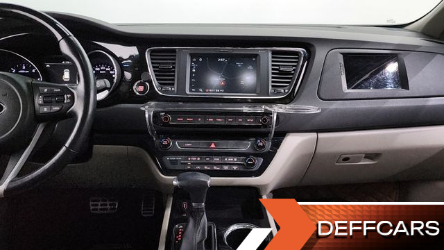 Kia CARNIVAL 9-Seater Noblesse Special купить на сайте DeffCars
