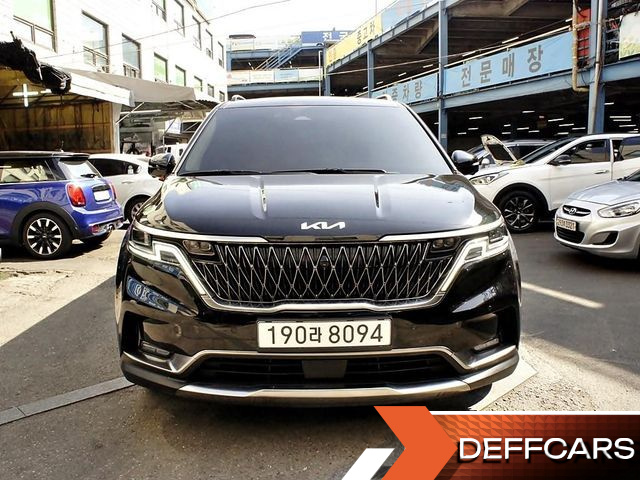 Kia CARNIVAL Gasoline 9-Seater Signature купить на сайте DeffCars