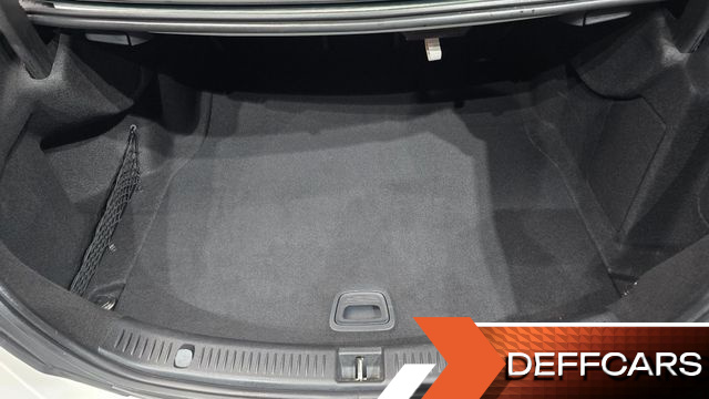 Mercedes E-CLASS E300 4MATIC Avnatgarde купить на сайте DeffCars