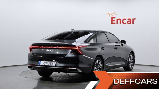 Kia K8 Signature купить на сайте DeffCars