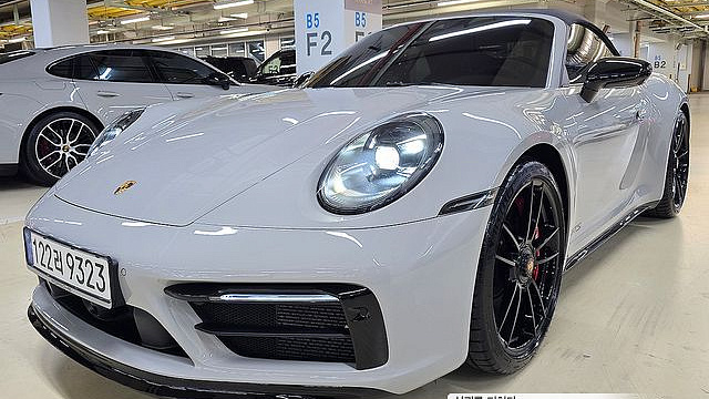 Porsche 911 Carrera 4 GTS Cabriolet купить на сайте DeffCars