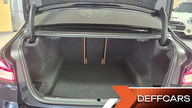 BMW 5-SERIES 520i M Sport купить на сайте DeffCars