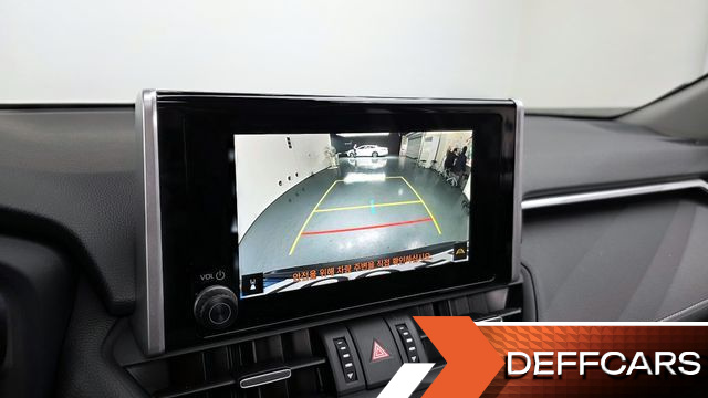 Toyota RAV4 2,5 4WD Hybrid LTD купить на сайте DeffCars