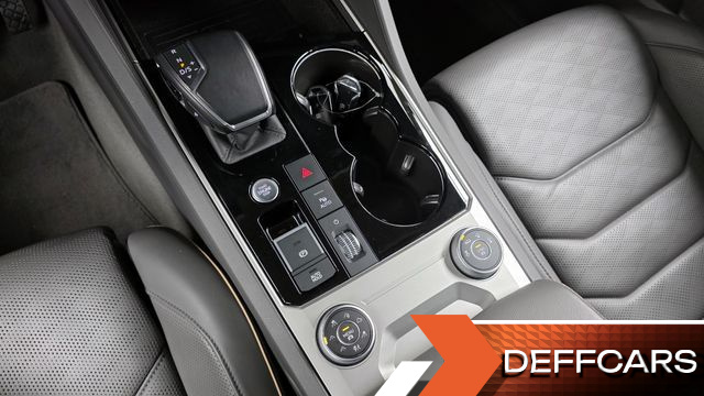 Volkswagen TOUAREG 3.0 TDI Prestige купить на сайте DeffCars