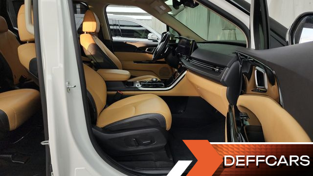 Kia CARNIVAL Gasoline 9-Seater Noblesse купить на сайте DeffCars