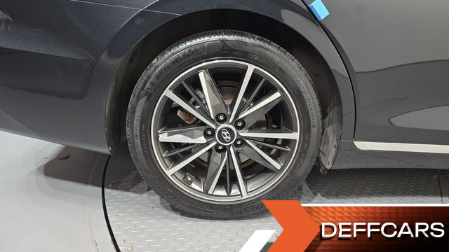 Hyundai GRANDEUR 2.5 Premium Choice купить на сайте DeffCars