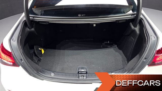 Mercedes E-CLASS E220d 4MATIC Exclusive купить на сайте DeffCars