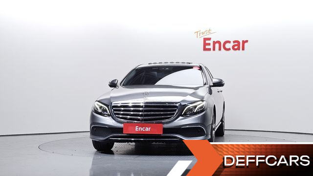 Mercedes E-CLASS E300 Exclusive Standard купить на сайте DeffCars