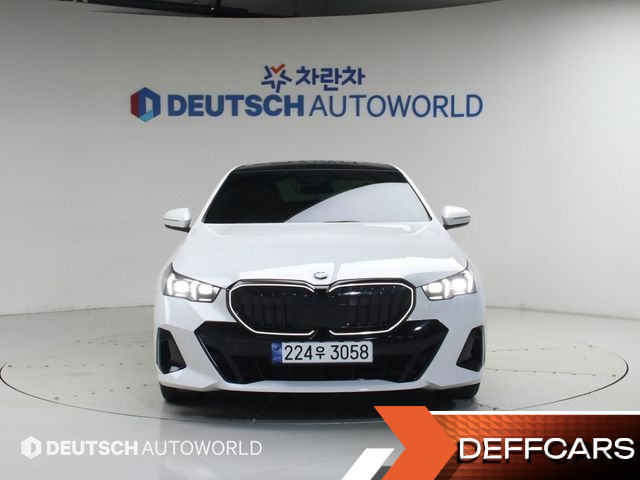 BMW 5-SERIES 520i Special Edition купить на сайте DeffCars