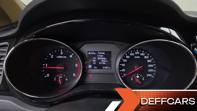 Kia CARNIVAL 9-Seater Hi-Limousine Prestige Hiroof купить на сайте DeffCars