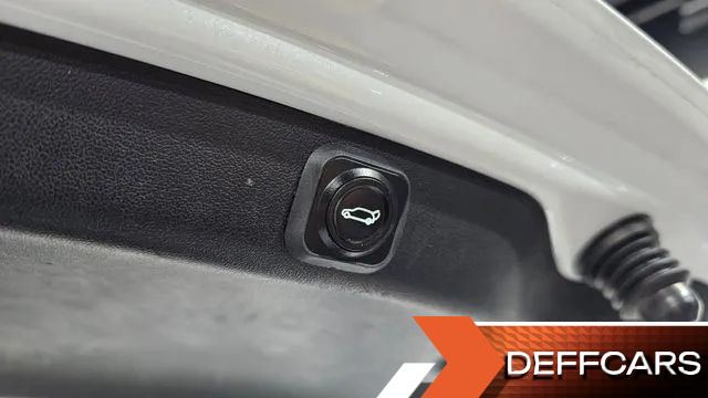 Tesla MODEL 3 Long Range AWD купить на сайте DeffCars