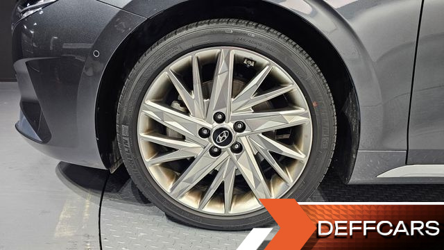 Hyundai GRANDEUR 3.3 Calligraphy купить на сайте DeffCars