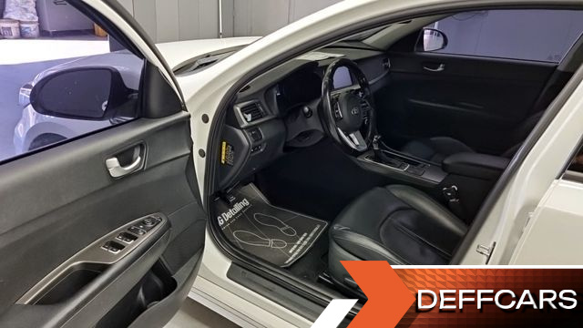 Kia K5 2.0 LPI Rental Car Prestige купить на сайте DeffCars