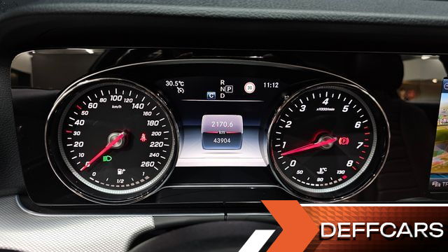 Mercedes E-CLASS E300 Avantgarde купить на сайте DeffCars