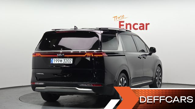 Kia CARNIVAL Gasoline 9-Seater Signature купить на сайте DeffCars