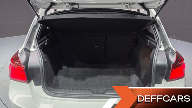 BMW 1-SERIES 118d Sport 5Door купить на сайте DeffCars