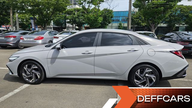 Hyundai AVANTE 1.6 Inspiration купить на сайте DeffCars