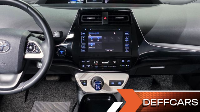 Toyota PRIUS 1.8 E купить на сайте DeffCars