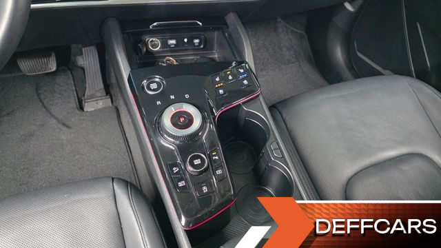 Kia SPORTAGE Gasoline 1.6 Turbo 2WD Signature Gravity купить на сайте DeffCars