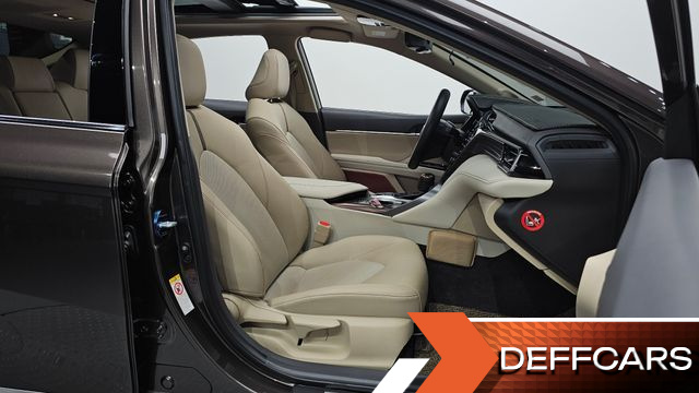 Toyota CAMRY 2.5 купить на сайте DeffCars