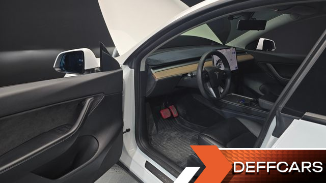 Tesla MODEL Y Long Range AWD купить на сайте DeffCars