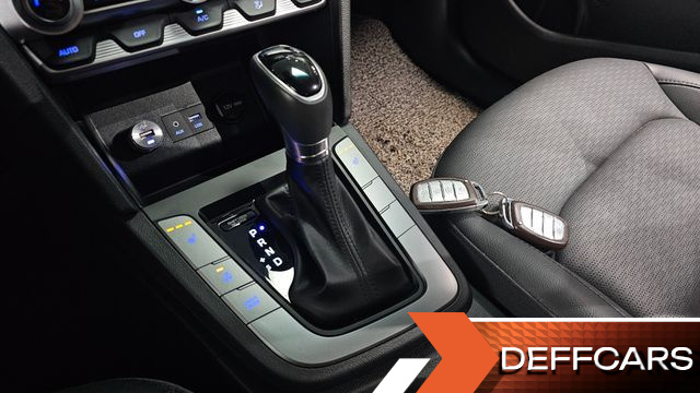 Hyundai AVANTE 1.6 Smart купить на сайте DeffCars