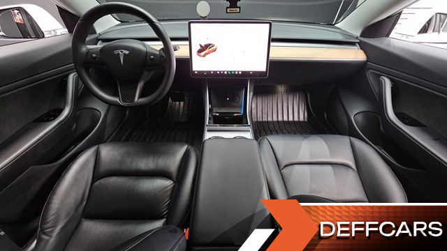 Tesla MODEL 3 Long Range AWD купить на сайте DeffCars