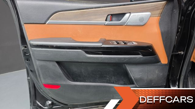 Kia MOHAVE Diesel 3.0 4WD 5-Seater Platinum купить на сайте DeffCars