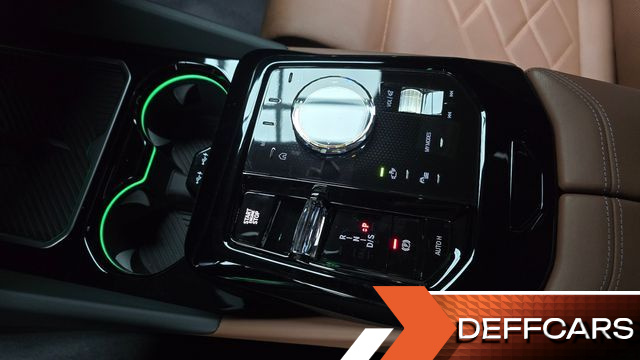 BMW 5-SERIES 530i xDrive M Sport купить на сайте DeffCars
