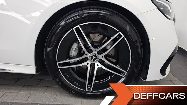 Mercedes E-CLASS E300 4MATIC AMG Line купить на сайте DeffCars