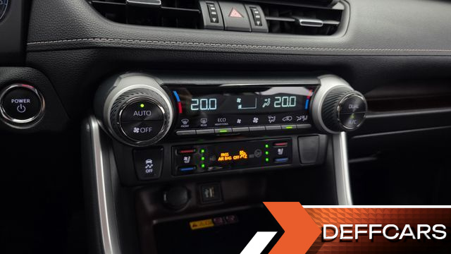 Toyota RAV4 2,5 4WD Hybrid LTD купить на сайте DeffCars