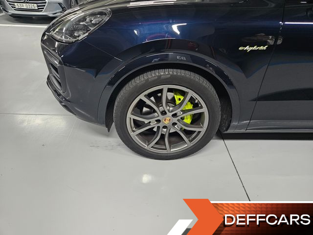 Porsche CAYENNE 3.0 E-Hybrid купить на сайте DeffCars