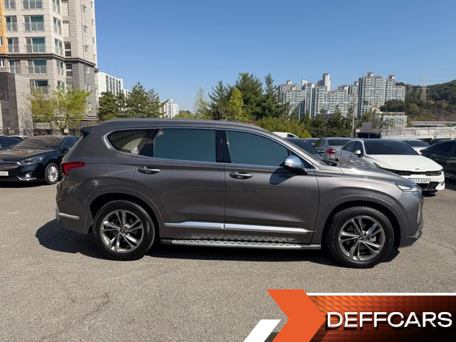 Hyundai SANTAFE Gasoline 2.0T 2WD Inspiration купить на сайте DeffCars