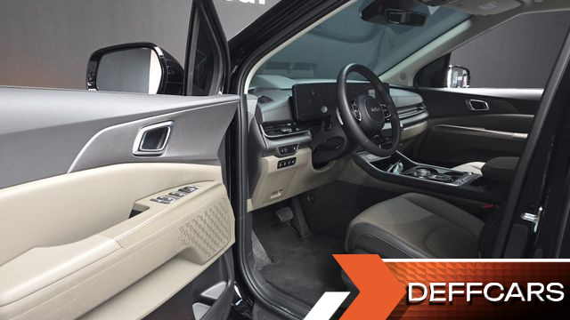 Kia CARNIVAL 7-Seater Outdoor Noblesse купить на сайте DeffCars