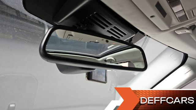 Land Rover DISCOVERY SPORT 2.0 TD4 HSE Luxury купить на сайте DeffCars