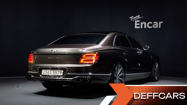 Bentley FLYING SPUR 4.0 купить на сайте DeffCars